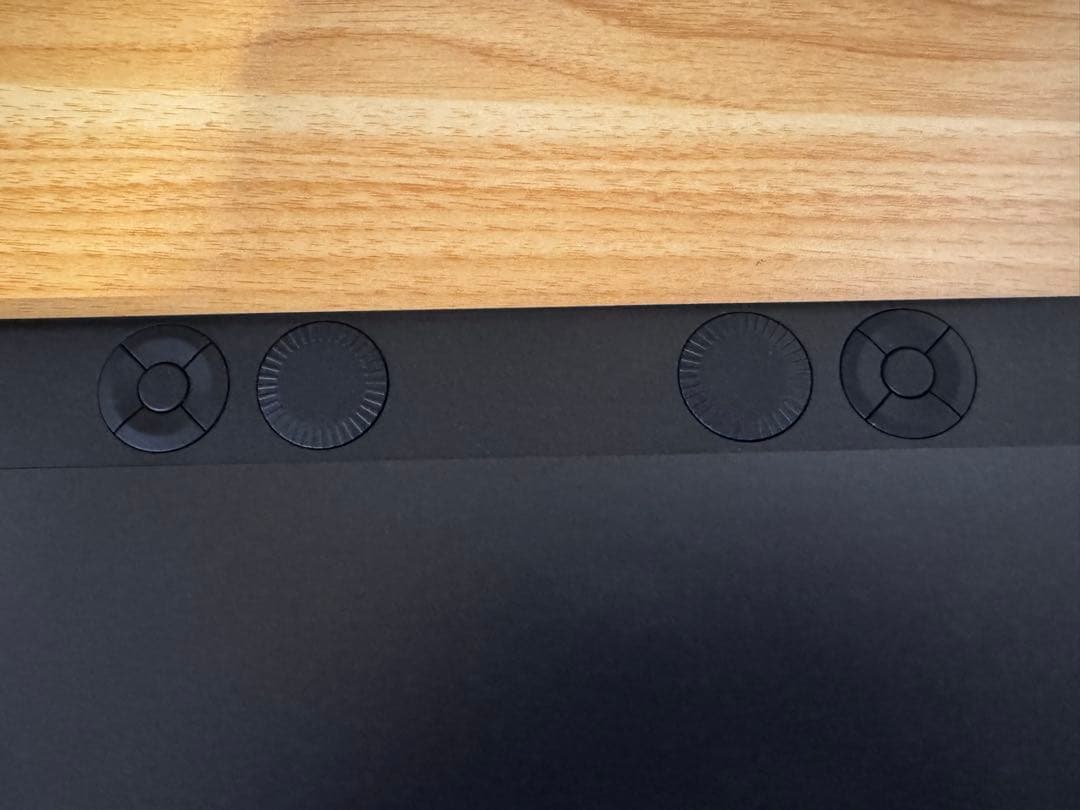 液タブ・ペンタブ Wacom Intuos Pro 2025 Large PTK870K0C