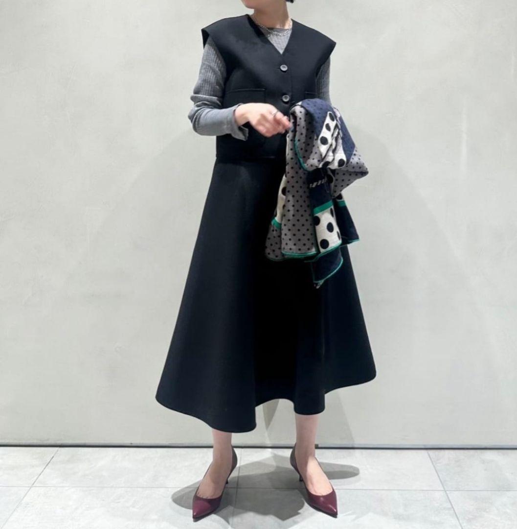 conte リバーフレアスカートブラック　38　辺見えみり