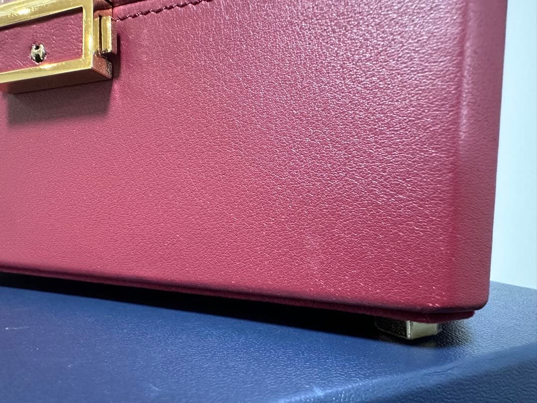 未使用品　agete アガット　ジュエリーボックス　レッド　外箱付き　インテリア