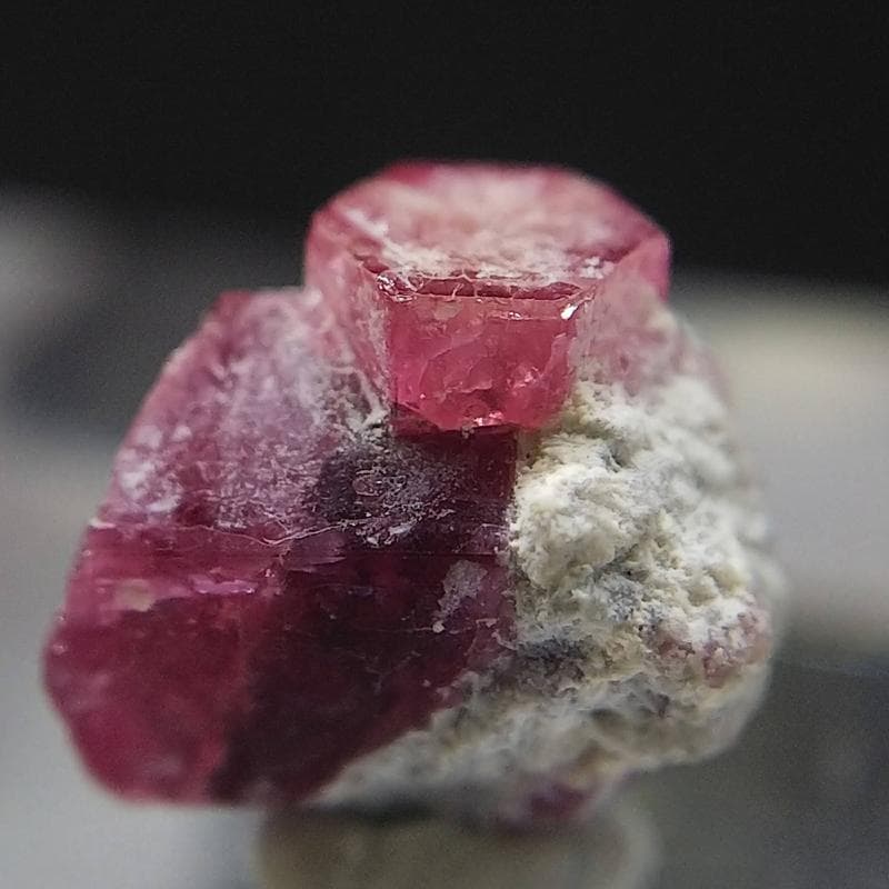 307 クラスター レッドベリル ビクスバイト レッドエメラルド 標本