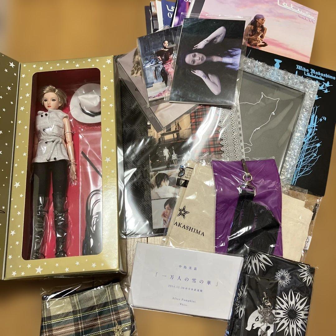 限定100体 中島美嘉サイン入り 人形セットなど