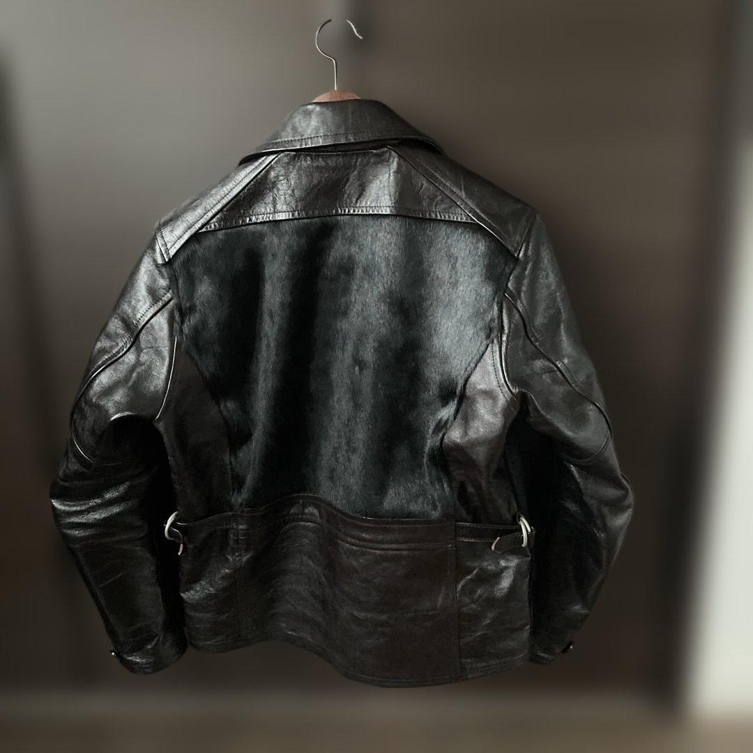 Attractions builtbuck ホースハイド 熊ジャン