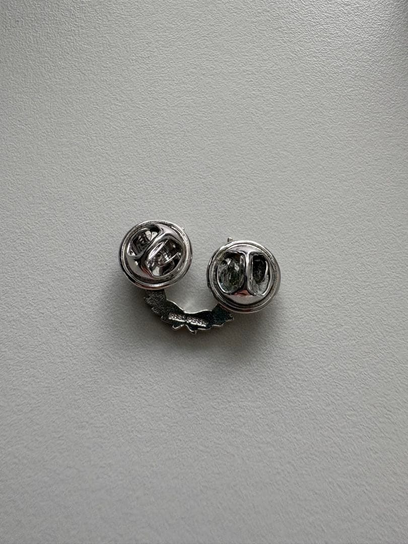 【即発送】fredperry フレッドペリーローレルピンバッジ&リストバンド