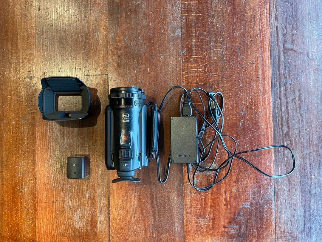 Canon iVIS HF G20 ビデオカメラ ムービーバッグ付き