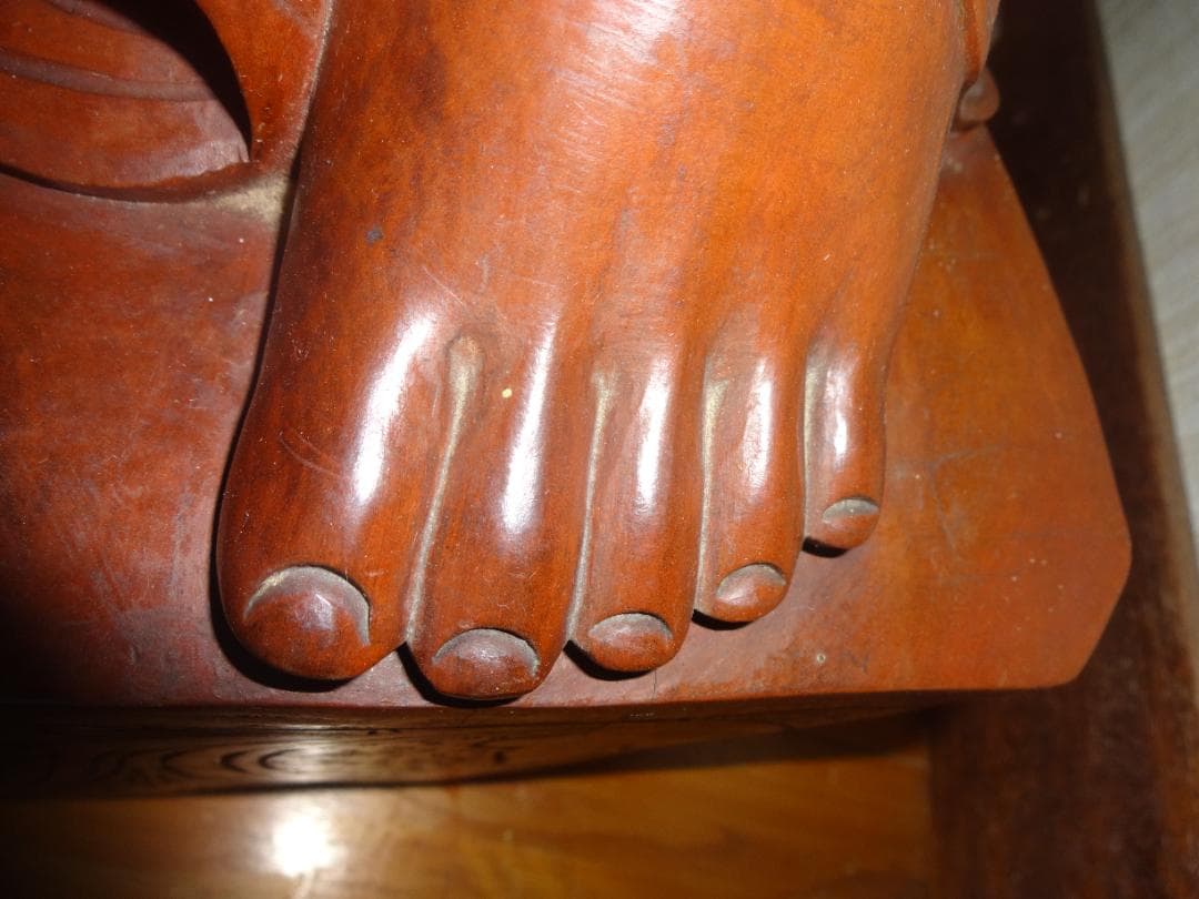 インドネシア　バリ島　木彫り人形（特大） ＊背中の写真、要確認