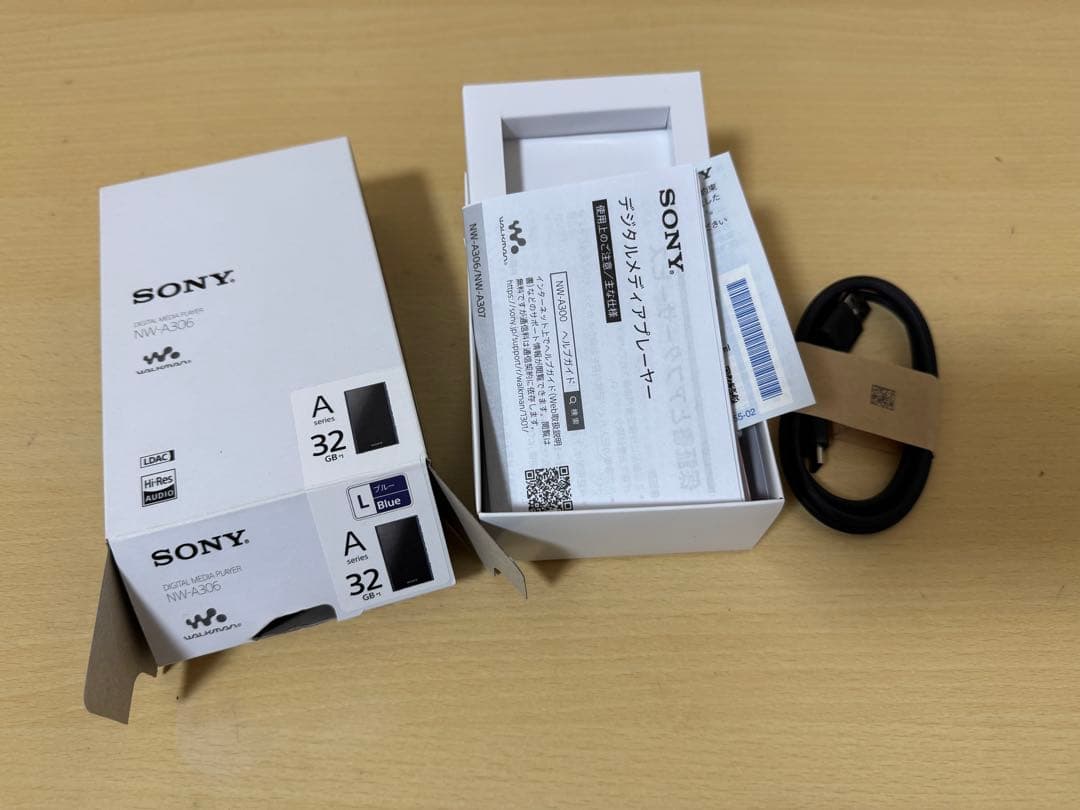 NW-A306 32GB / 256GB MicroSD+ケース2種+フィルム付