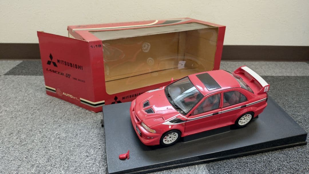 1/18 オートアート三菱 ランサーエボリューション トミマキ【ジャンク品】