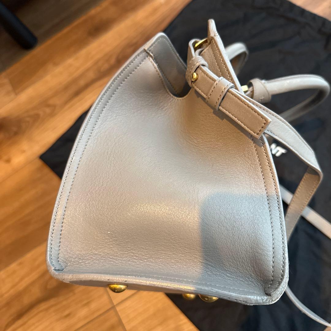 お値下げ　SAINT LAURENT グレー レザーハンドバッグ 保存袋付き