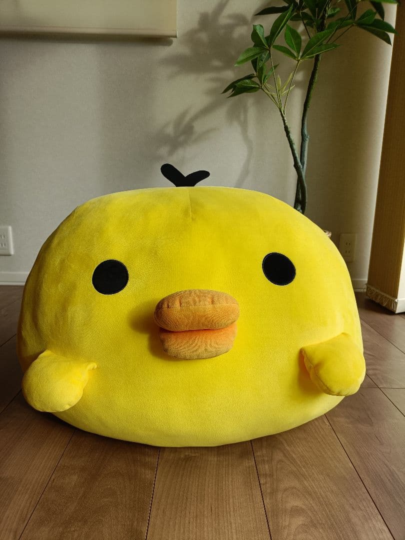 キイロイトリ　特大まんまるもちもちぬいぐるみ　サンエックス