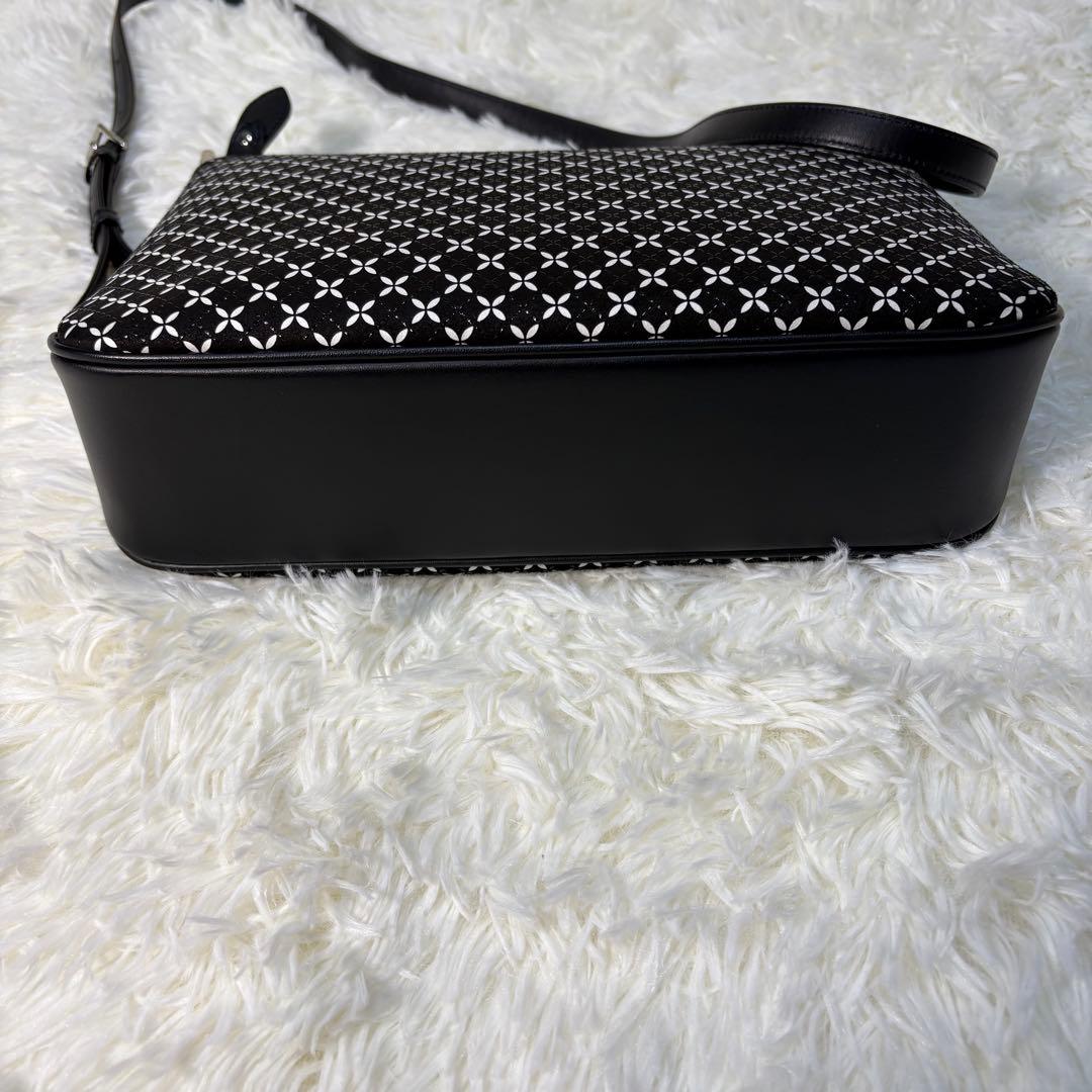 印傳屋 印伝 未使用級　ショルダー バッグ そよか 七宝　保存袋　箱付き