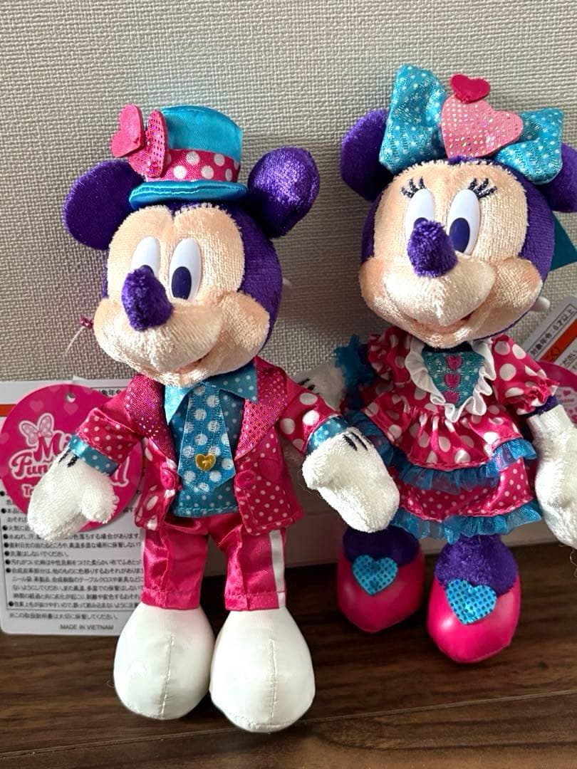 ミニーのパルパルーザ　ぬいぐるみバッジ