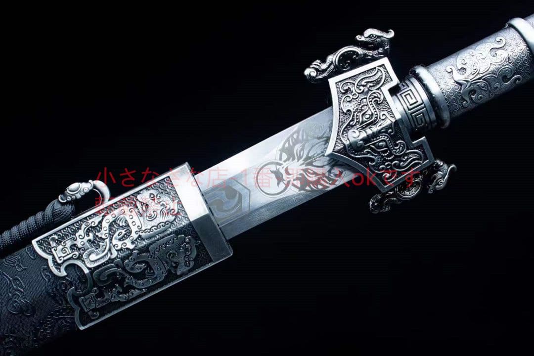 狼漢剣をむさぼる 古兵器 武具 刀装具 日本刀 模造刀 居合刀