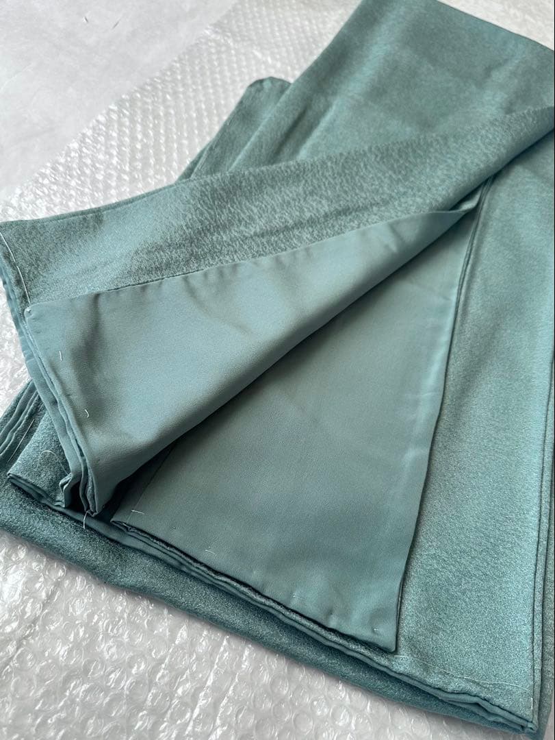 a09【在庫処分・特価】未使用 青緑 織柄 正絹 色無地 裄 64.5