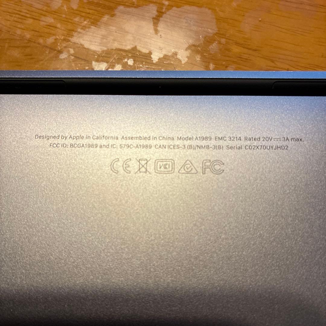 MacBook本体 MacBook Pro 13inch 16GB 512GB2018