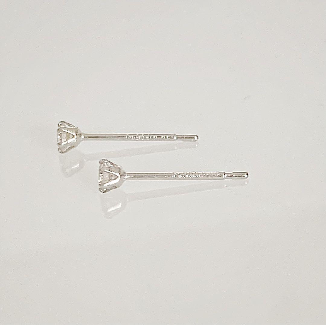 ピアス プラチナ 天然ダイヤモンド 0.10ct ！
