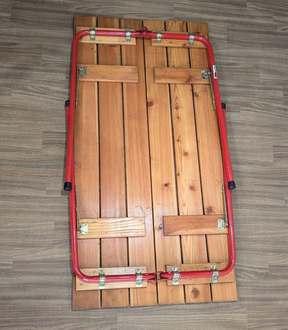 カステルメルリーノ　CASTELMERLINO 折りたたみ木製テーブル 赤脚