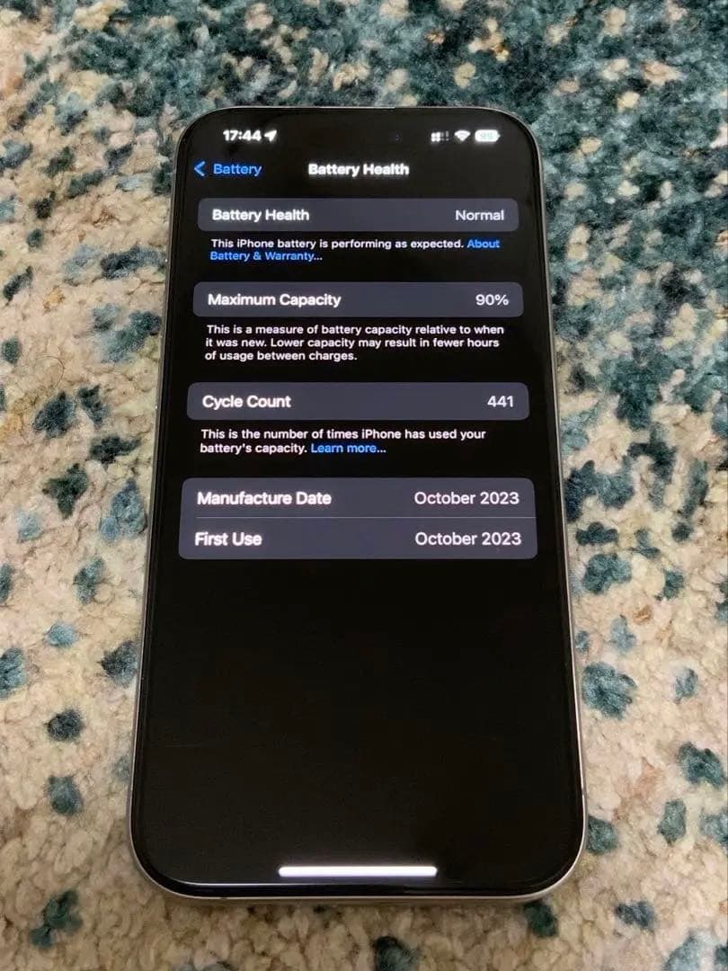バッテリー90% iPhone 15 Pro 128GB ナチュラルチタニウム