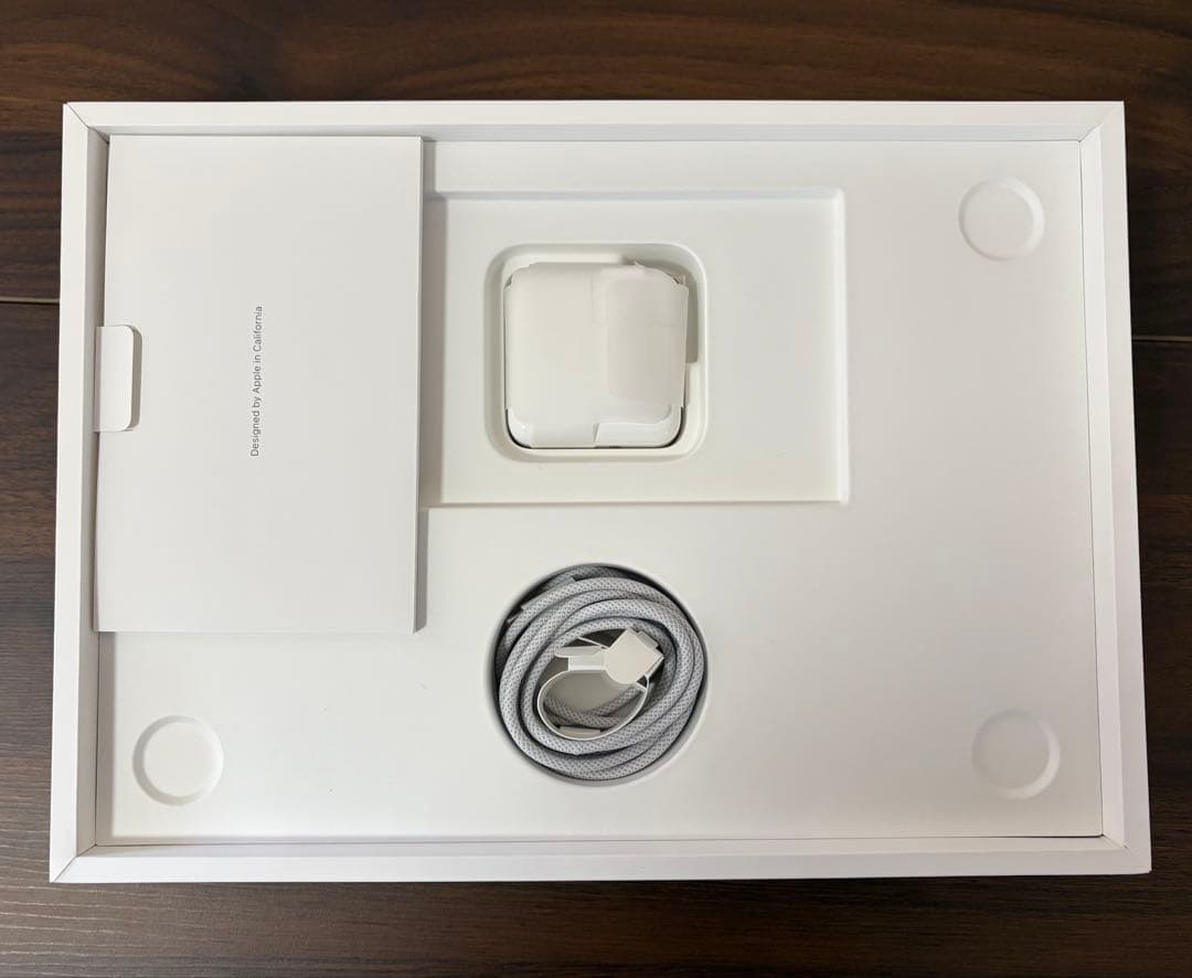 MacBook Air M3 13インチ 16GB 256GB 限定保証あり