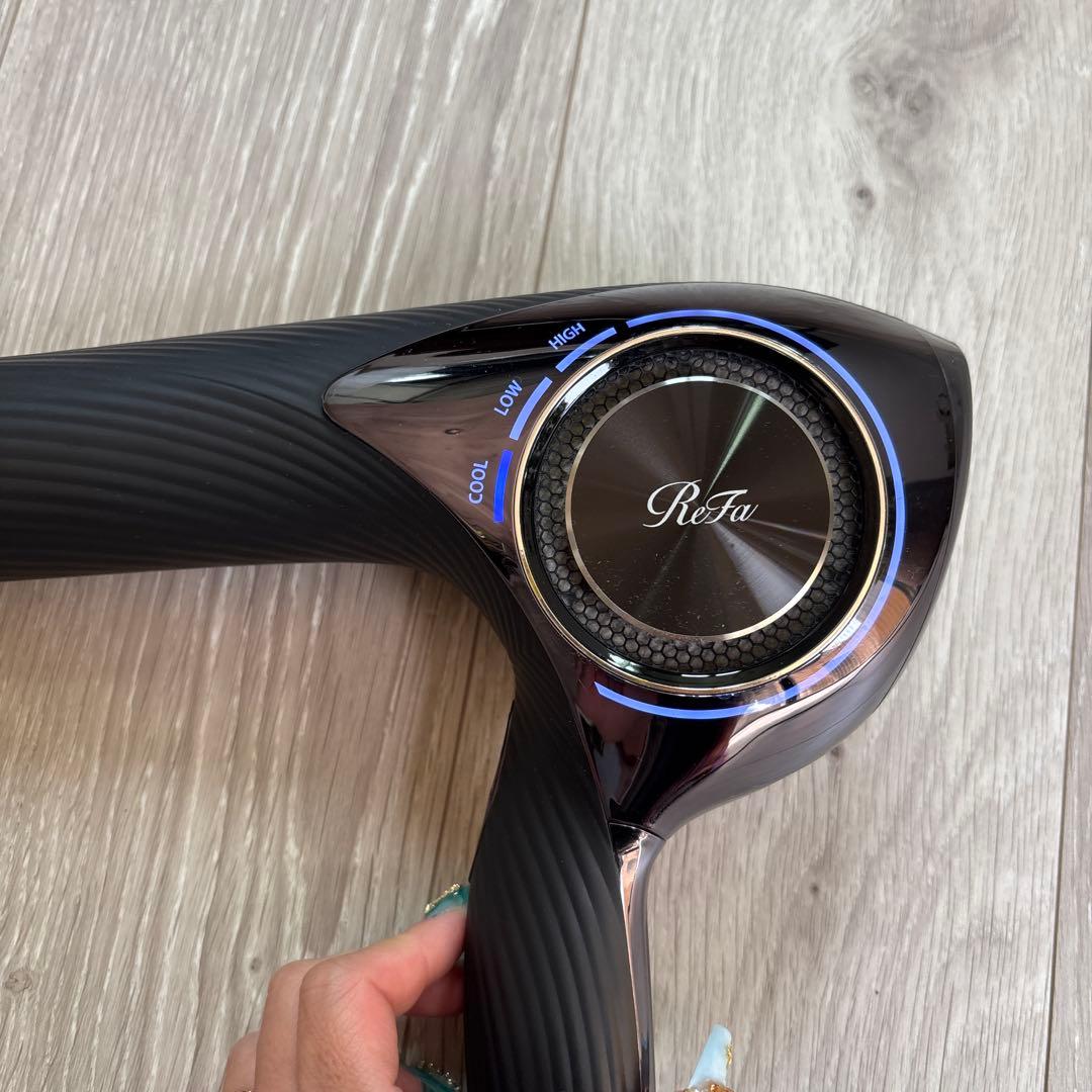 早い者勝ち！！ReFa ヘアドライヤー ブラック