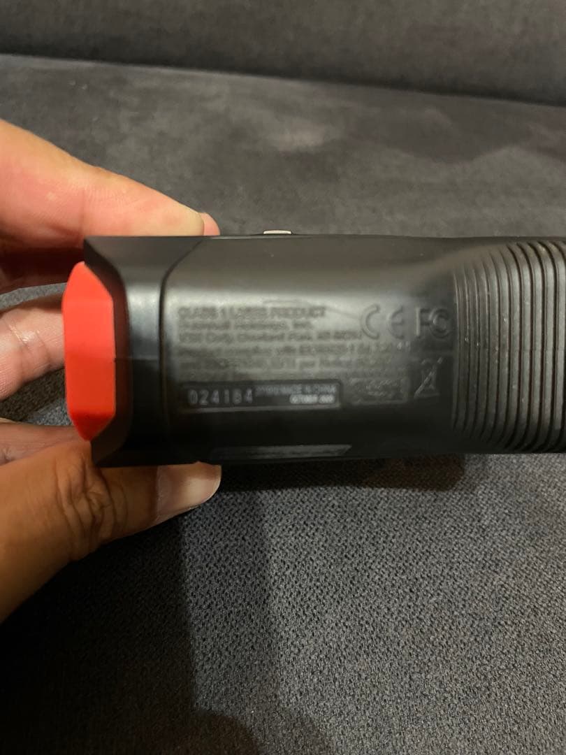 Bushnell Tour V5 ゴルフ用距離計 ケース付き