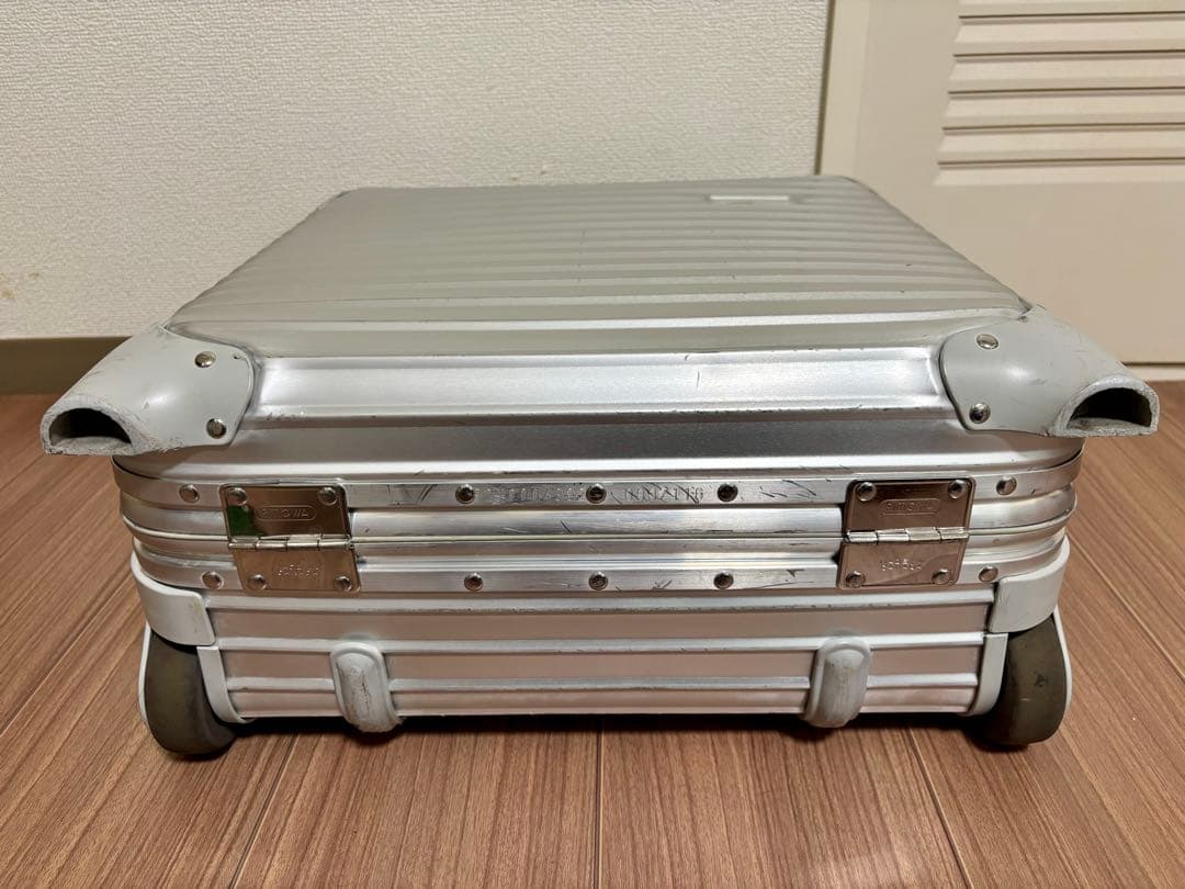 【希少 】リモワ トパーズ ビジネストローリー ルフトハンザ 747-8 アルミ