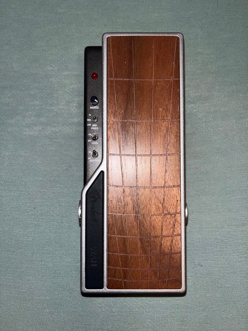 ギター FENDER Tread-Light Wah Pedal