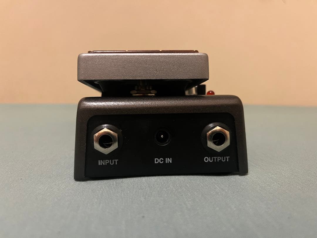 ギター FENDER Tread-Light Wah Pedal