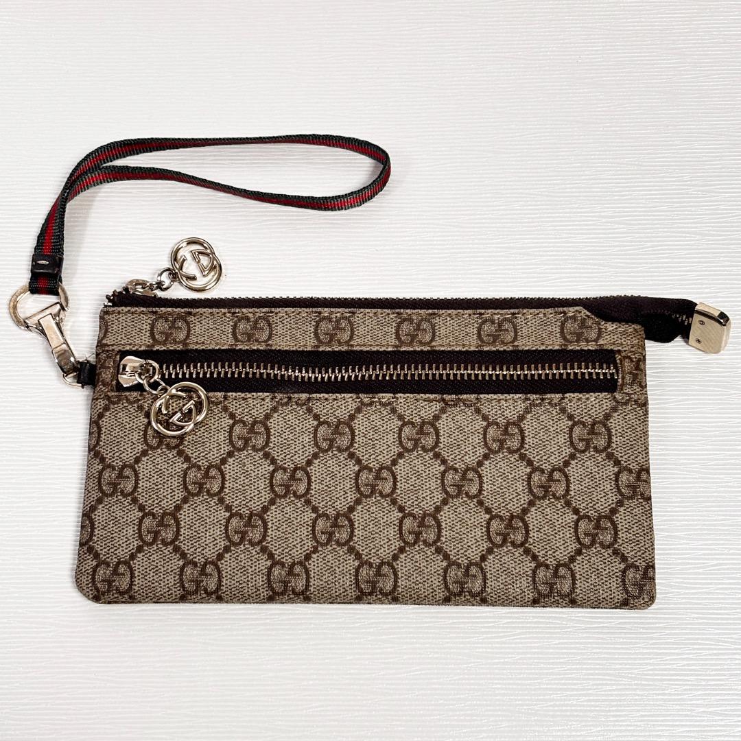 GUCCI GGパターン フラグメントケース シェリーライン