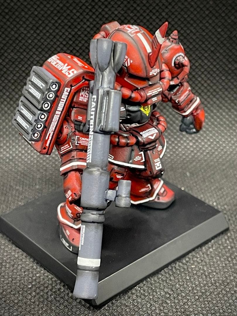 【送料無料】ガンダムコンバージ シャア専用ザクII オリジン版 リペイント