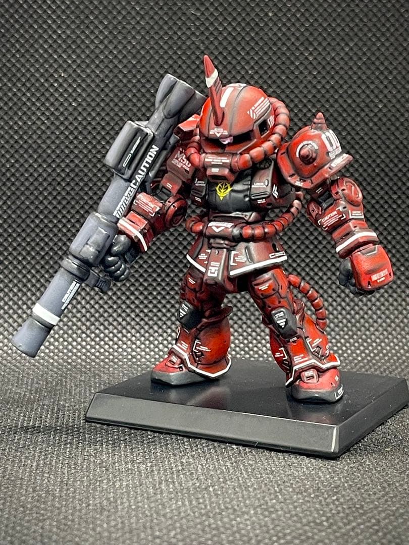 【送料無料】ガンダムコンバージ シャア専用ザクII オリジン版 リペイント