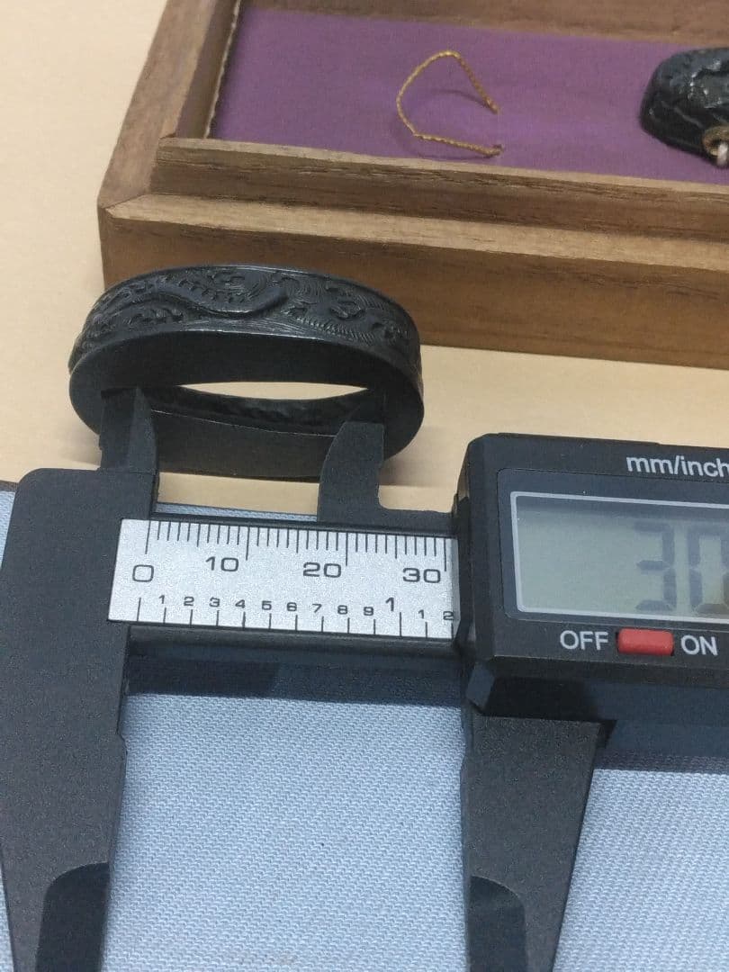 縁頭　保存刀装具　刀剣　鍔　鐔 小道具　アンティーク