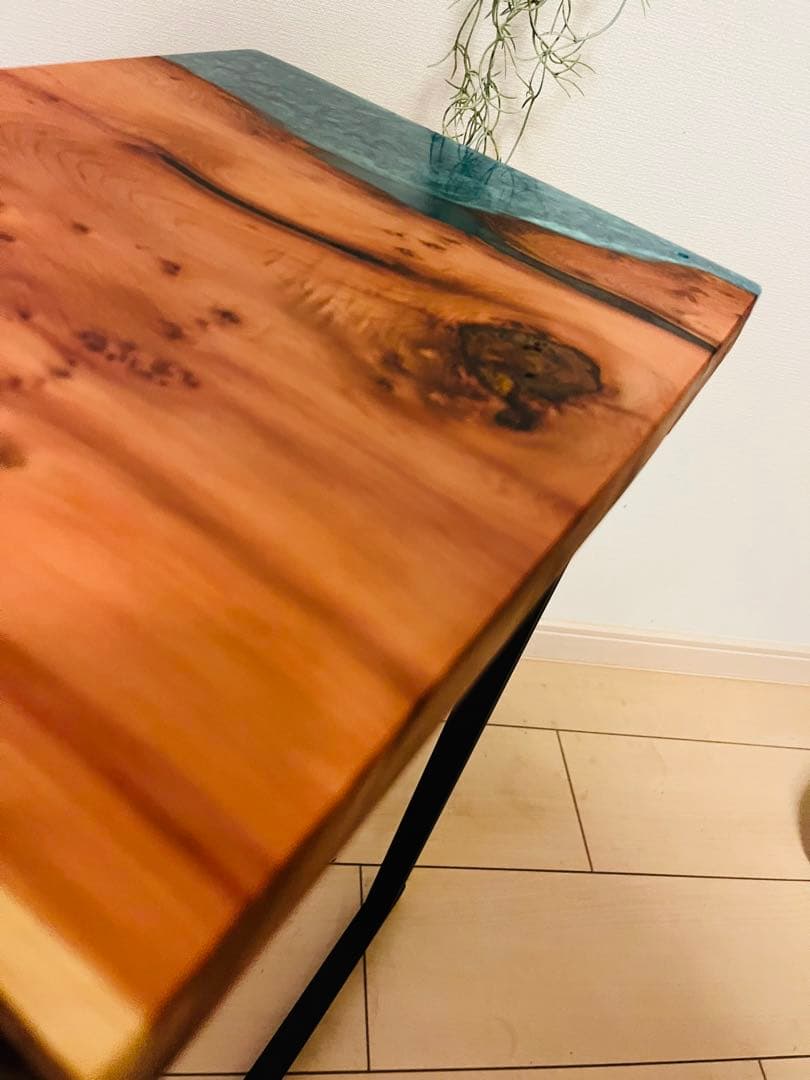 ソファテーブル　サイドテーブル　レジンテーブル　一位　コーヒーテーブル　一枚板