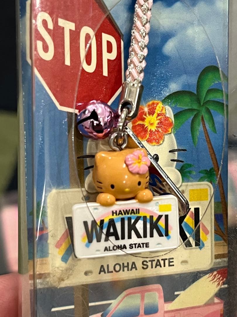 レア 限定 根付け ハローキティ ハワイ ストラップ　日焼けキティ