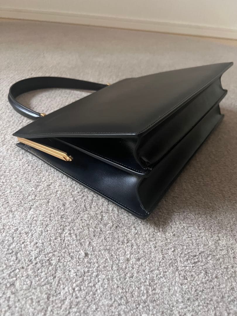 新品同様！CELINEセリーヌ フィービー クラスプ バッグ Phoebe