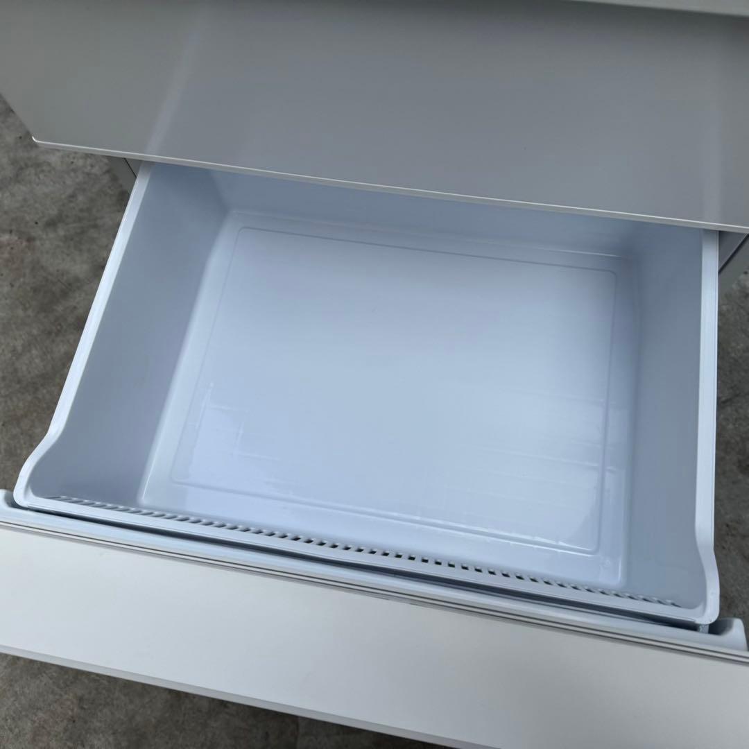 75⭐️2022年製美品★アクア　冷蔵庫　ホワイト　大型　4ドア　355L