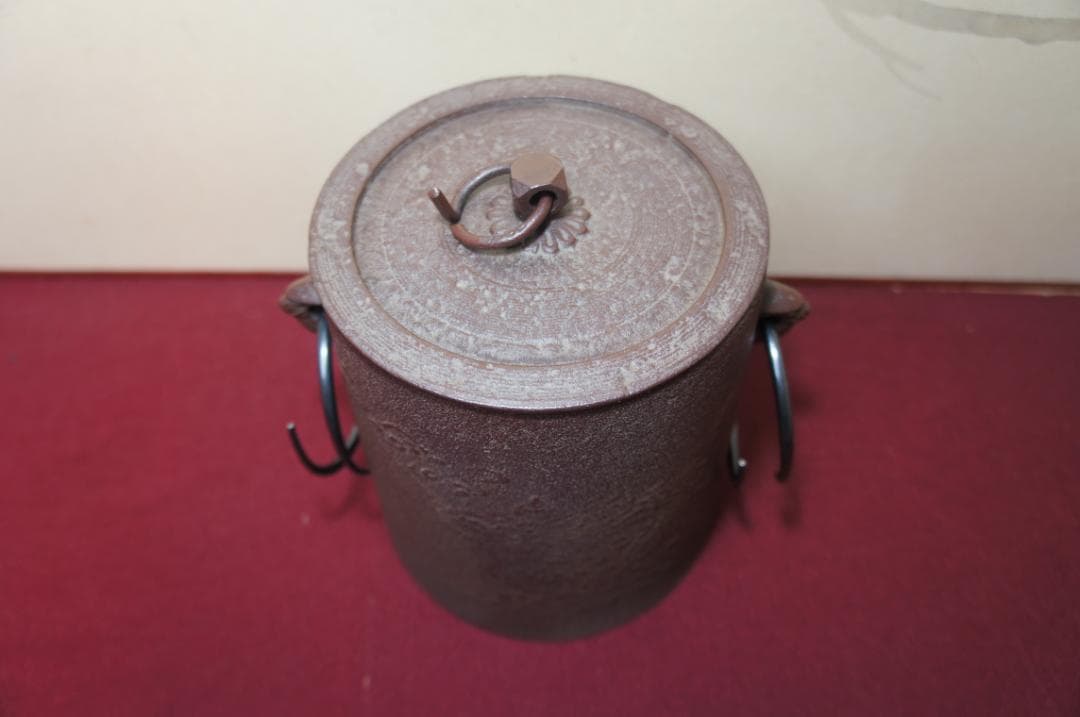 ☆ 国宝 敬典作 雲竜釜 雲龍釜 皆口筒釜 釜鐶 桐箱 紙箱 送料込み