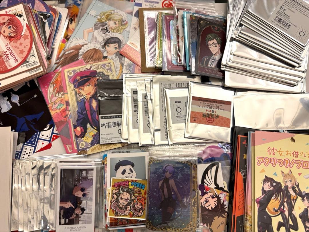 アニメグッズ まとめ売り 超大量 紙類・薄物・平物全般 ノンジャンル