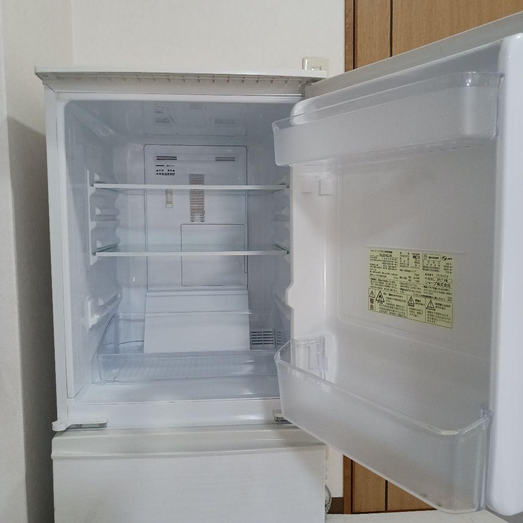 シャープ 冷凍庫 2017年製　日本何処でも使えます
