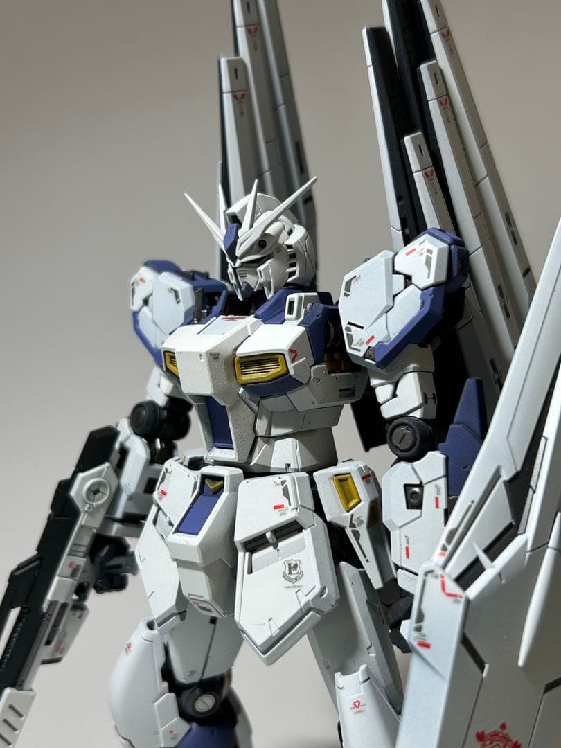 RGνガンダム　全塗装　完成品