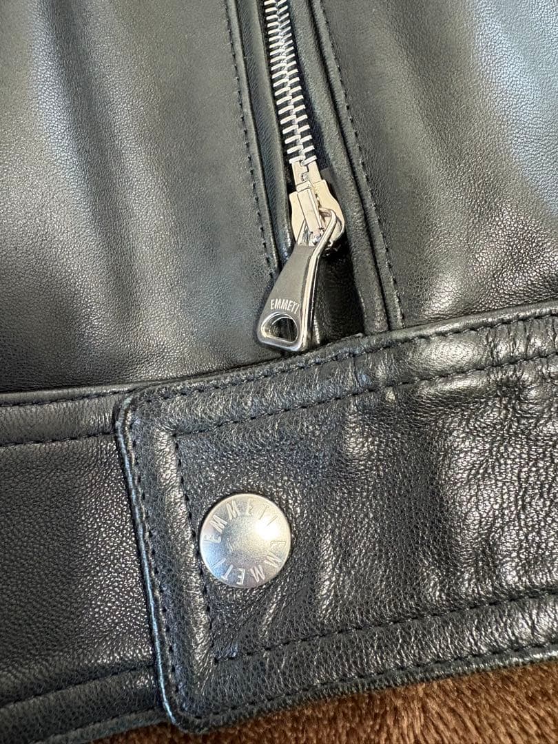 EMMETI エンメティANDREAアンドレア シングルライダース ラムレザー