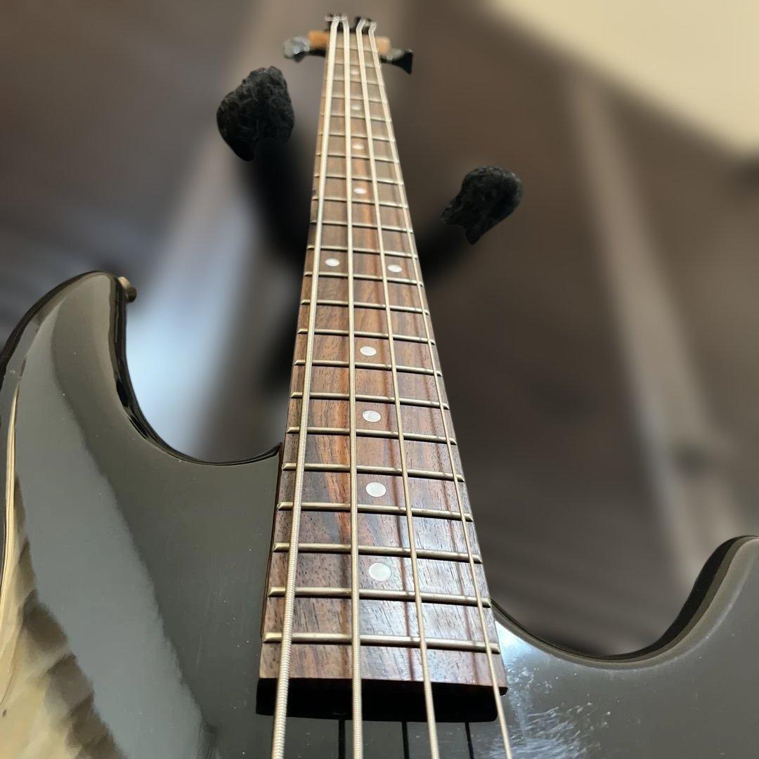 Ibanez GIO ￼ベース
