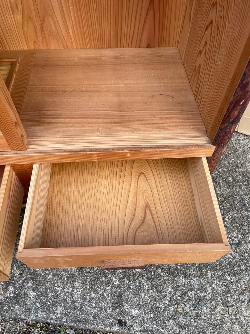 伝統工芸 茶道具　置水屋　水屋箪笥　網代引戸　茶箪笥