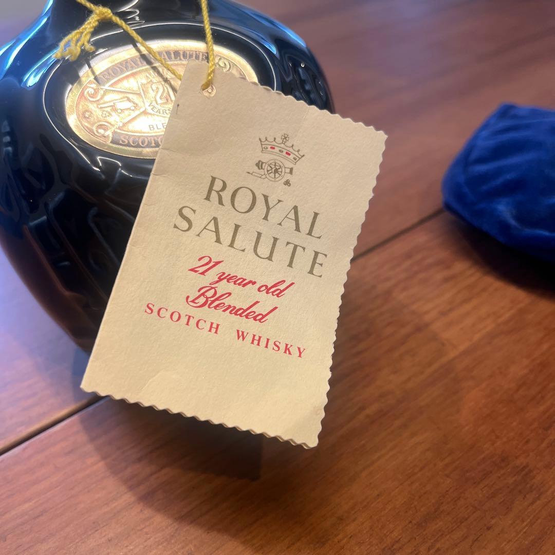 ウイスキー Chivas Regal  Salute 750ml