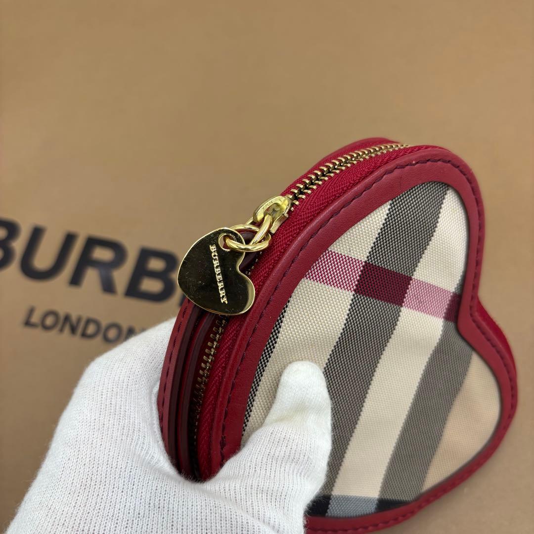 Burberry ケース　ハート　チャーム　レザー　ナイロン　ノバチェック