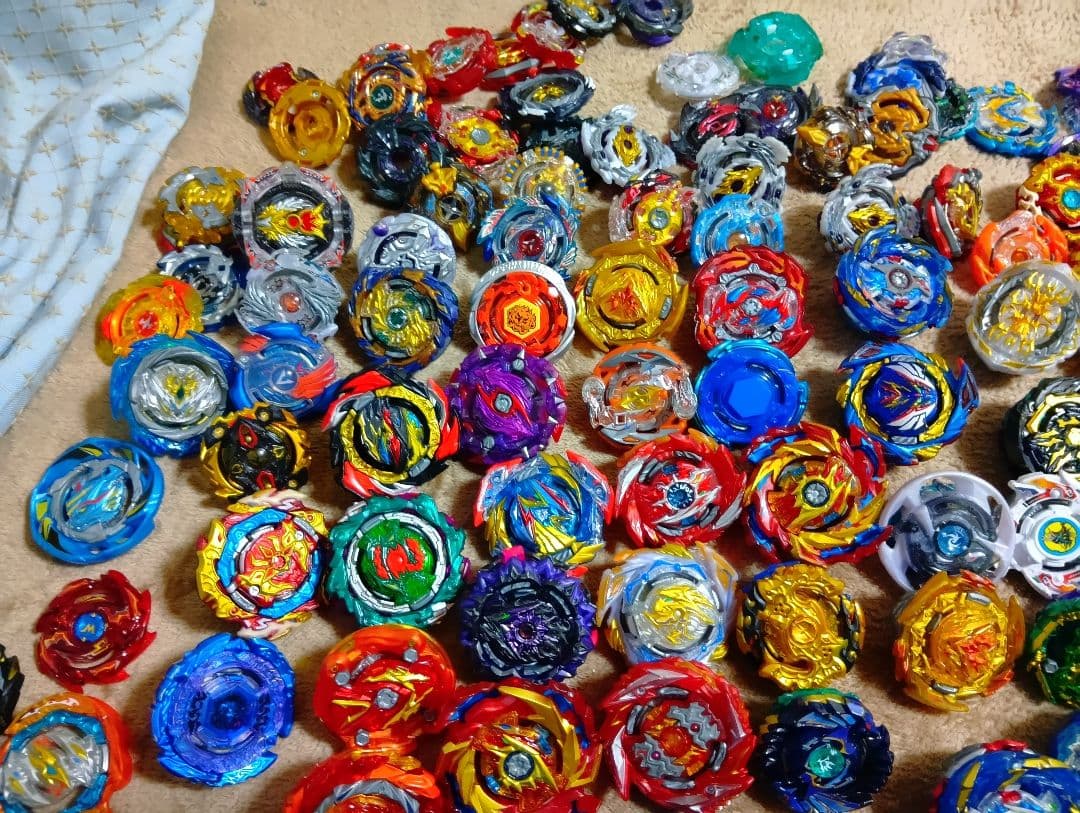 ベイブレードバースト　まとめ　大量　ロアバハムート　ベイブレード