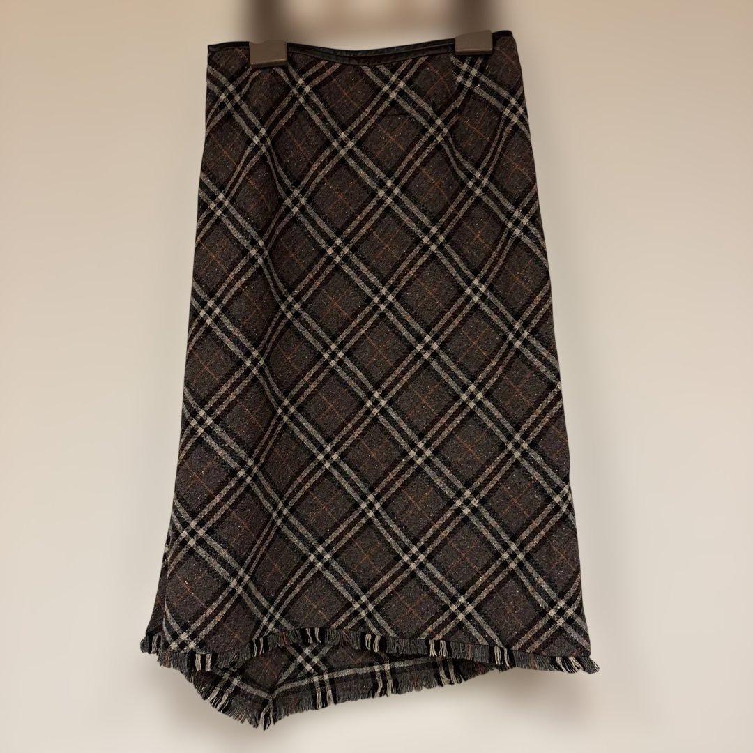 BURBERRY Londonチェック柄 ひざ丈スカート