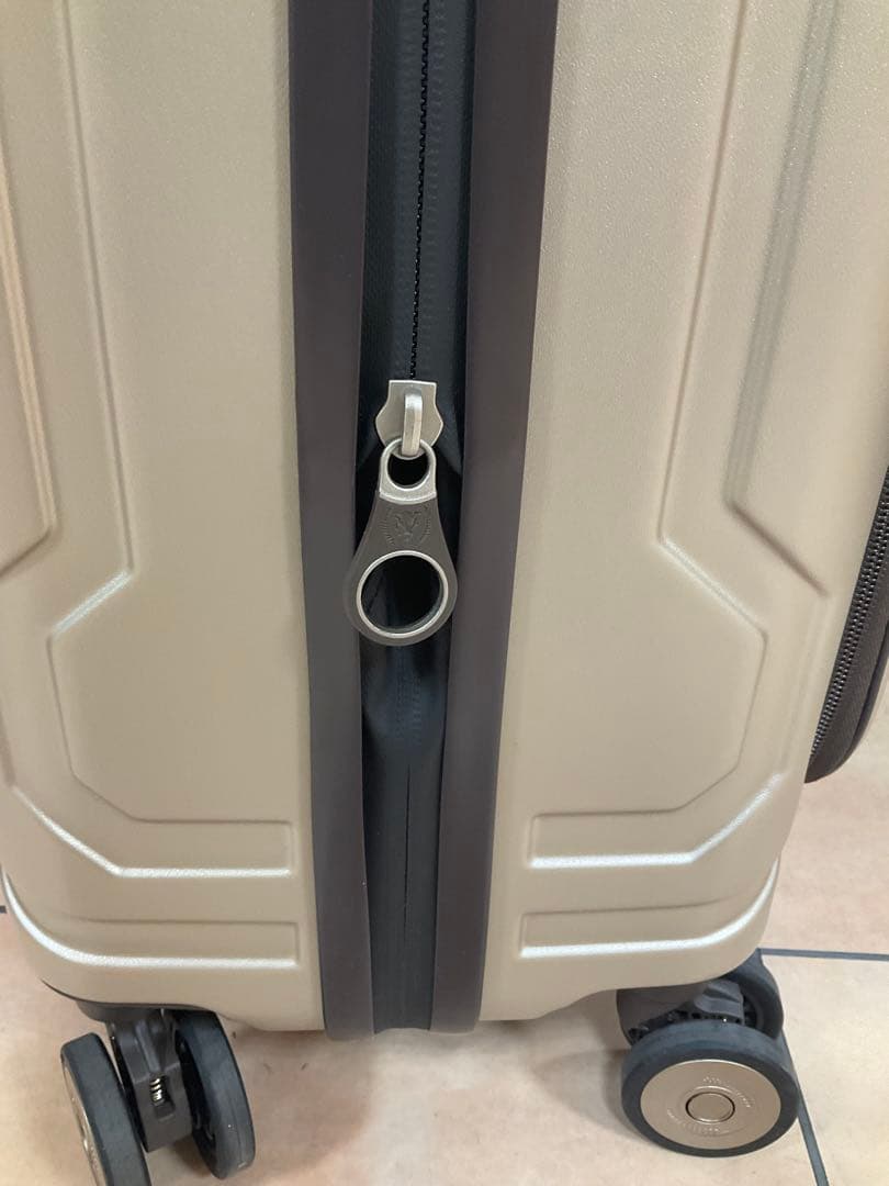 レジェンドウォーカー　2−3泊サイズ　機内持ち込み　前開き　商品入替特価