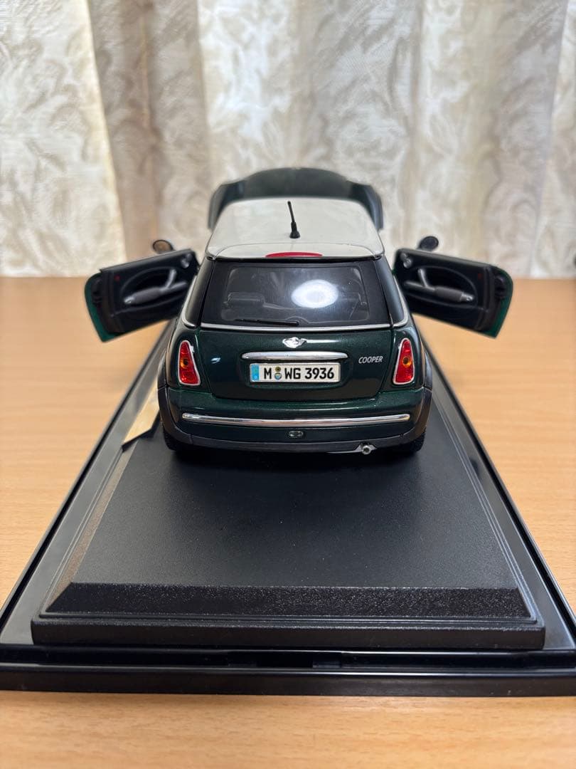 1/18Maisto MINI COOPER 深緑ダークグリーン×白屋根USED