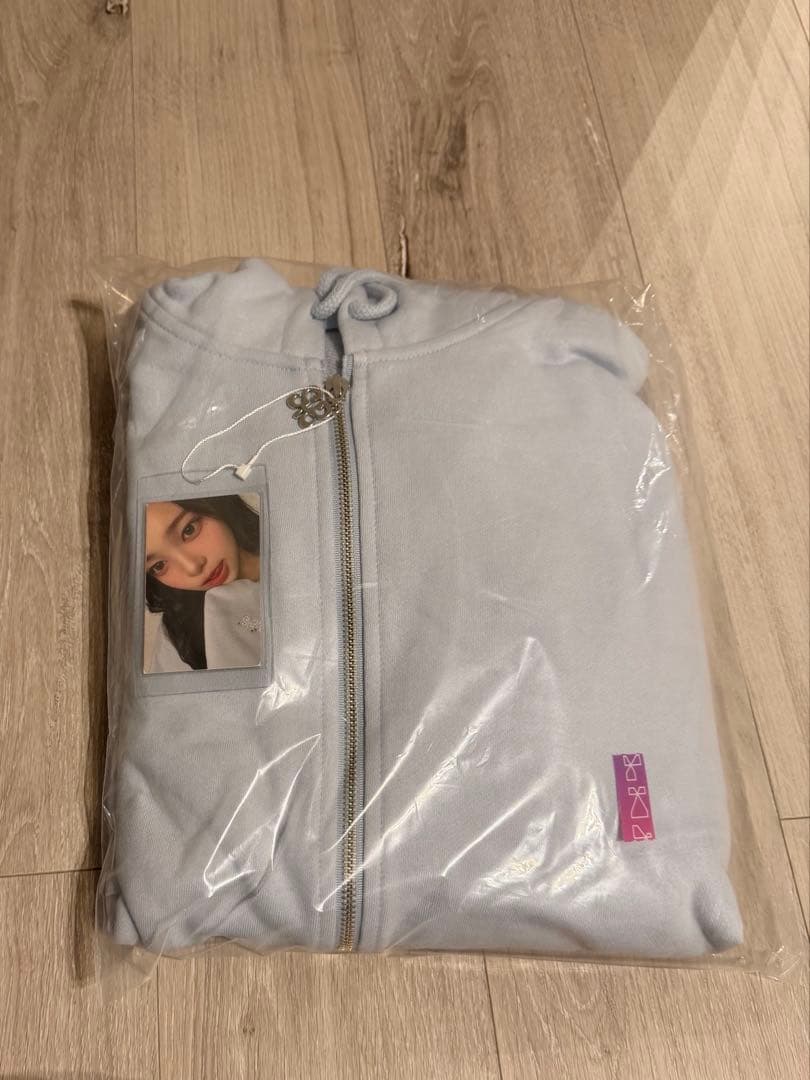 hearts2hearts FOCUS フーディー パーカー トレカ　イアン