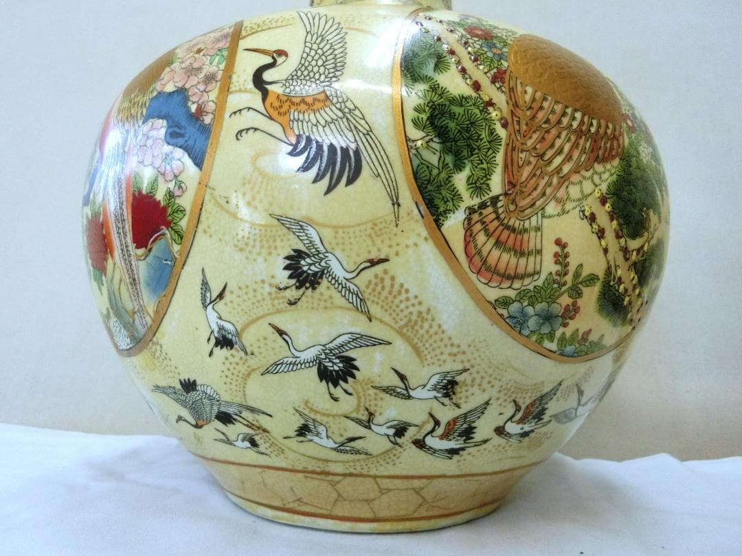 【金彩多色色絵花器　首長壺　群鶴丸窓花鳥文・NG・中国　オブジェ】古董　陶磁器